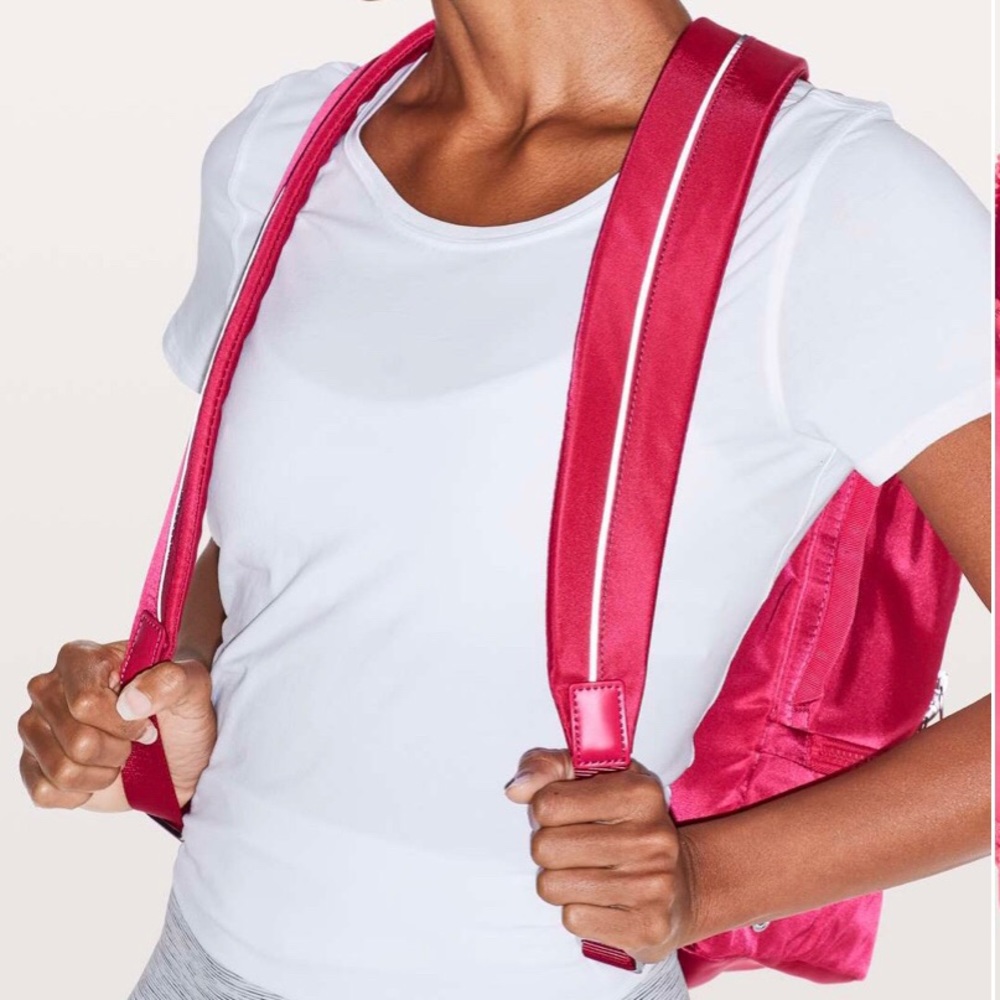 Lululemon city adventurer backpack 17L FHPK - Picture 5 of 8